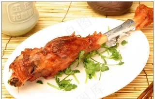 蒙式烤羊棒图片