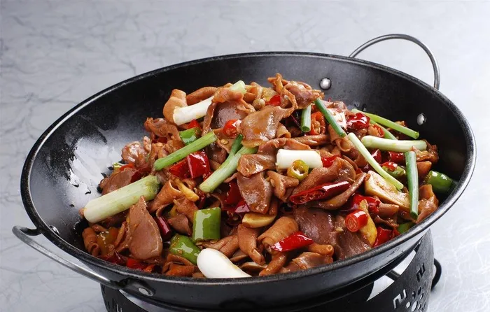干锅鲜鸡杂图片