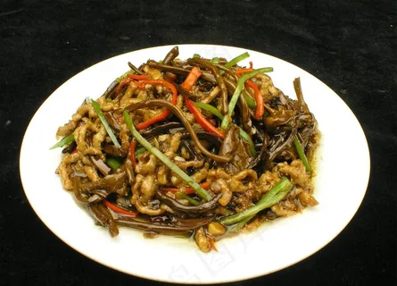 茶树菇炒肉丝图片 茶树菇炒肉丝图片