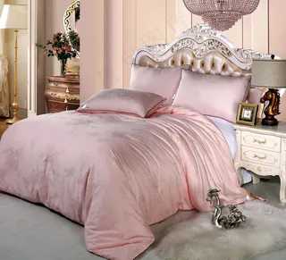 高档蚕丝被图片