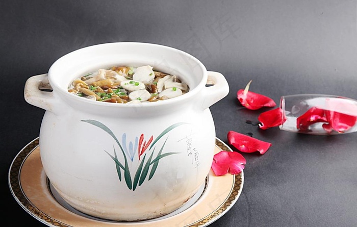 靓汤杂菌煲野山菌汤图片
