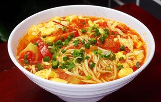 西红柿鸡蛋面番茄煎蛋面图片