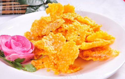 咸蛋黄焗锅巴图片