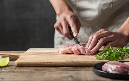 切肉案板厨师食物食材背景素材图片 切肉案板厨师食物食材背景素材图片
