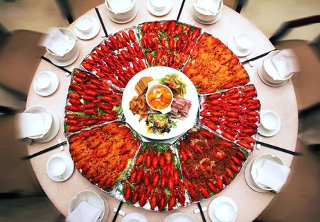 小龙虾宴图片