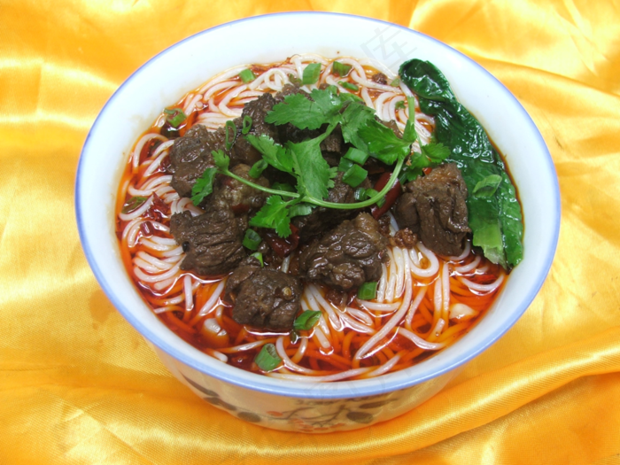 牛肉米线图片