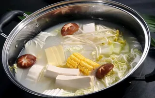 清汤锅底图片