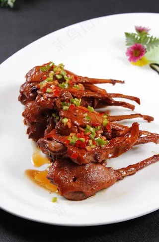 香辣鸭下巴图片