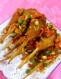 椒盐鸭下巴图片 椒盐鸭下巴图片