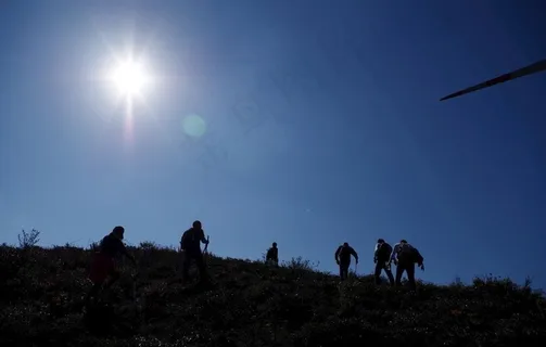 爬山图片 爬山图片