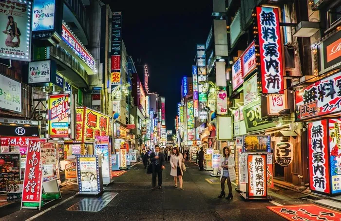 东京街道夜景图片