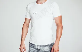 短袖t恤 样机图片