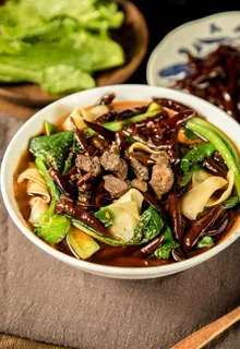 牛肉板面图片 牛肉板面图片
