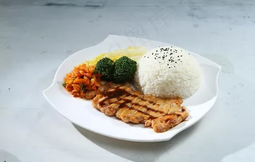 黑椒香脆鸡扒饭图片 黑椒香脆鸡扒饭图片