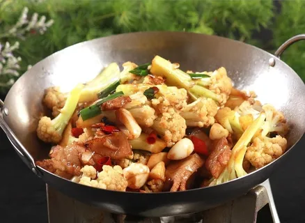干锅有机花菜图片 干锅有机花菜图片