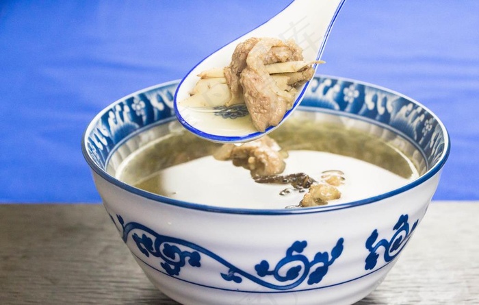 地胆头老鸭汤下火图片