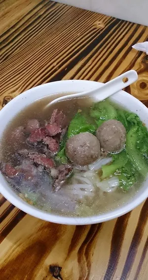 牛肉粿条汤图片 牛肉粿条汤图片