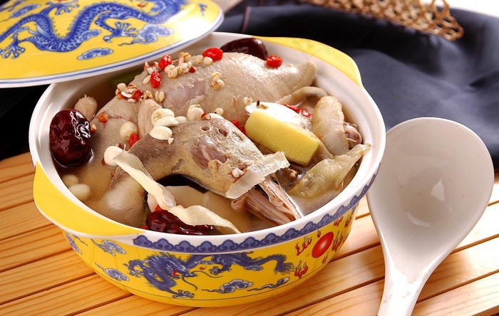 清补凉桂圆炖番鸭图片