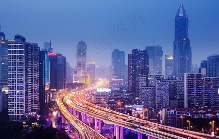 繁华地产城市图片