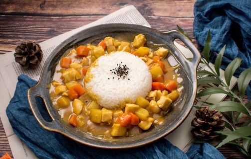 泰式咖喱鸡丁饭图片