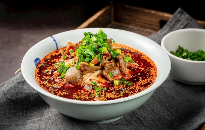鸡杂面图片