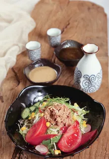 金枪鱼沙拉图片