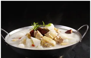 土鸡炖山药图片