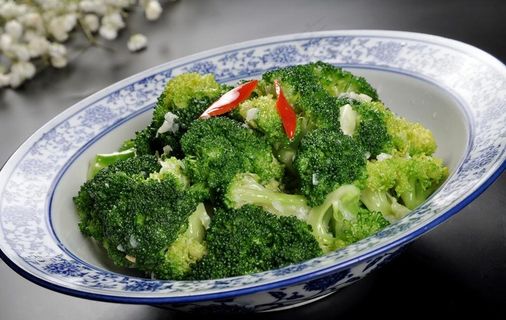 蒜蓉西兰花图片 蒜蓉西兰花图片