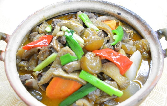 牛杂煲图片