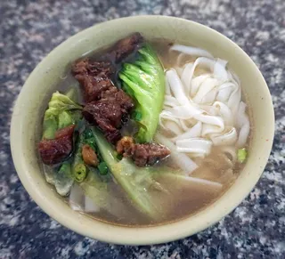 牛腩河粉图片