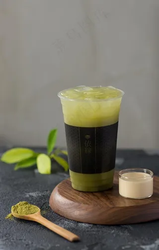 清新抹茶饮料图片