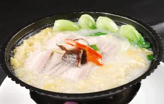 酸菜炖白肉图片