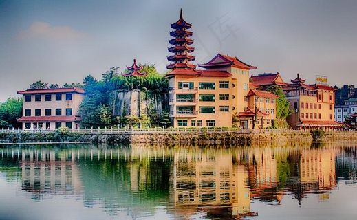 九宫山云中湖图片