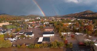 洪水淹没城市航拍