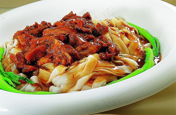 牛腩汤河粉图片