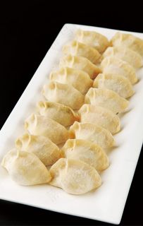 手工素水饺图片