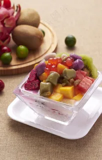 夏季水果芋圆糖水小吃图片 夏季水果芋圆糖水小吃图片