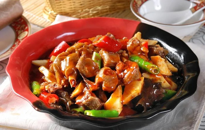 农家风吹鸡图片