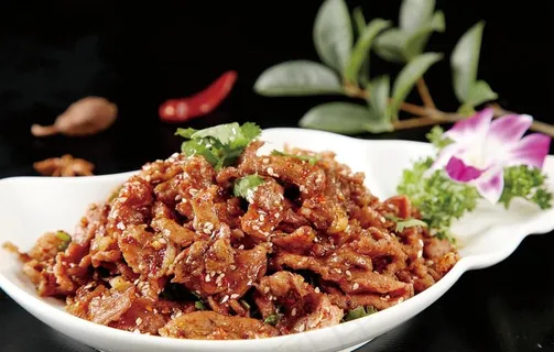 孜然羊肉带饼图片 孜然羊肉带饼图片