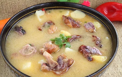 腊猪脚火锅图片