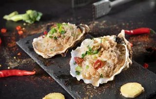 美味的烤生蚝图片