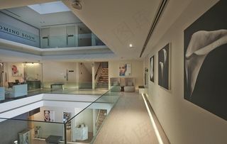 医院中庭过道图片