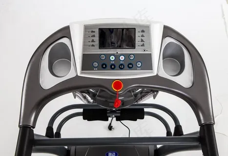 跑步机表盘特写图片