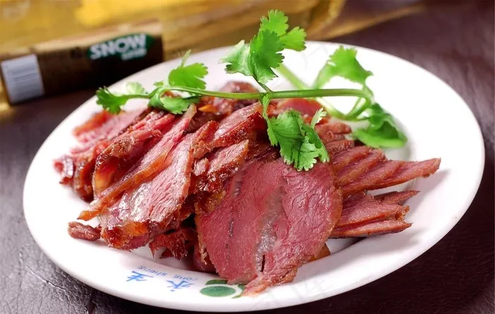 卤菜卤牛肉图片
