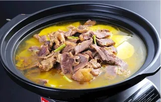 金汤黄牛肉火锅图片