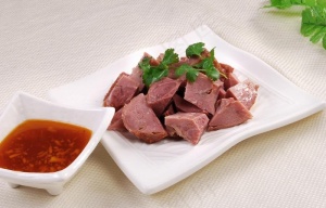 大块牛肉图片