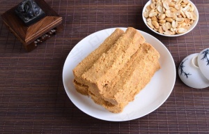 花生酥糖图片