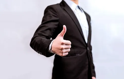 大拇指的商业人物图片 大拇指的商业人物图片