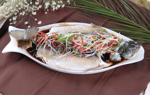 清蒸鲩鱼图片