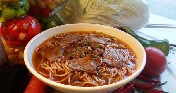 卤香红烧牛肉面图片 卤香红烧牛肉面图片